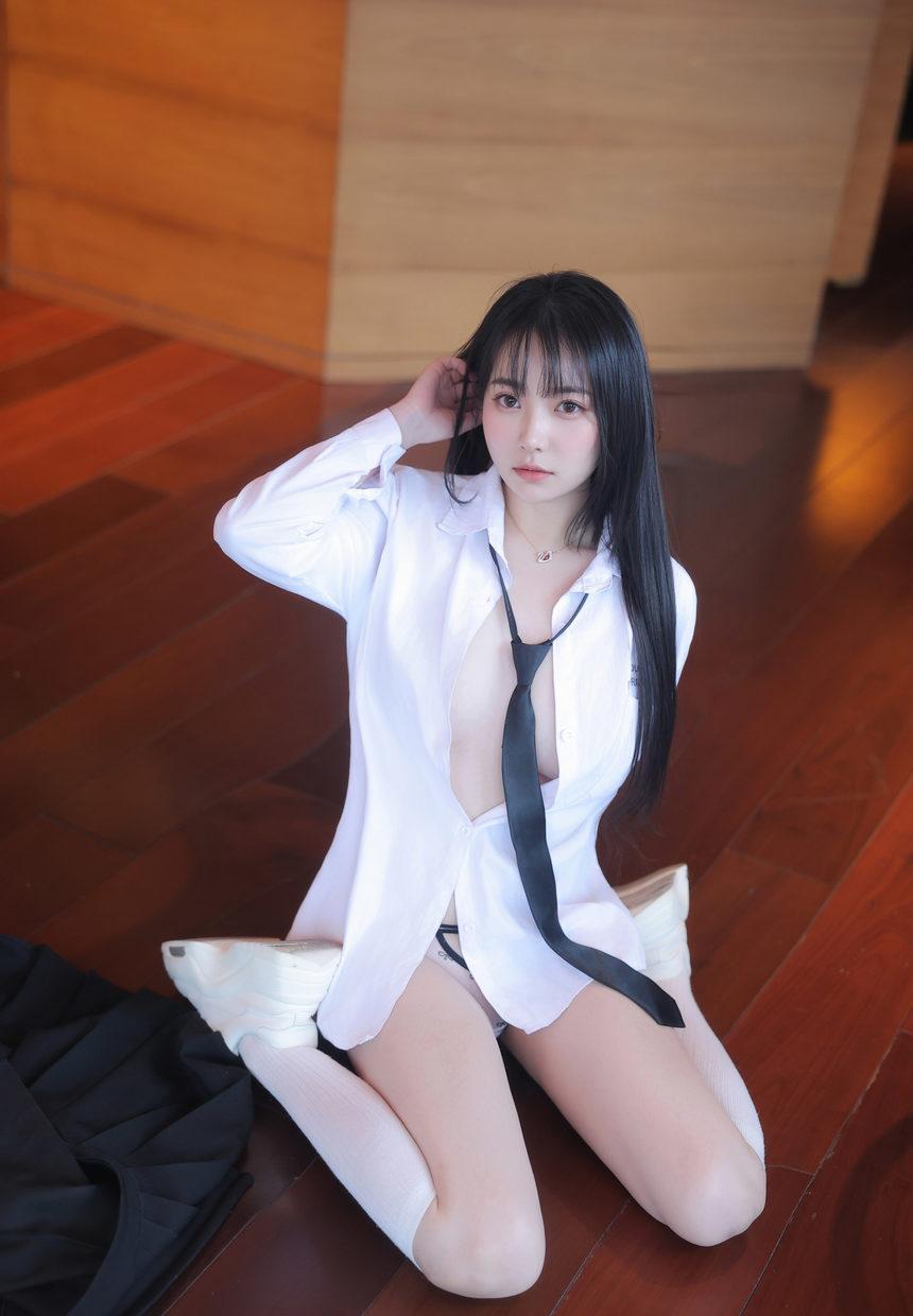 [XiuRen秀人网] 2025.05.28 No.10335 软情 [64+1P]