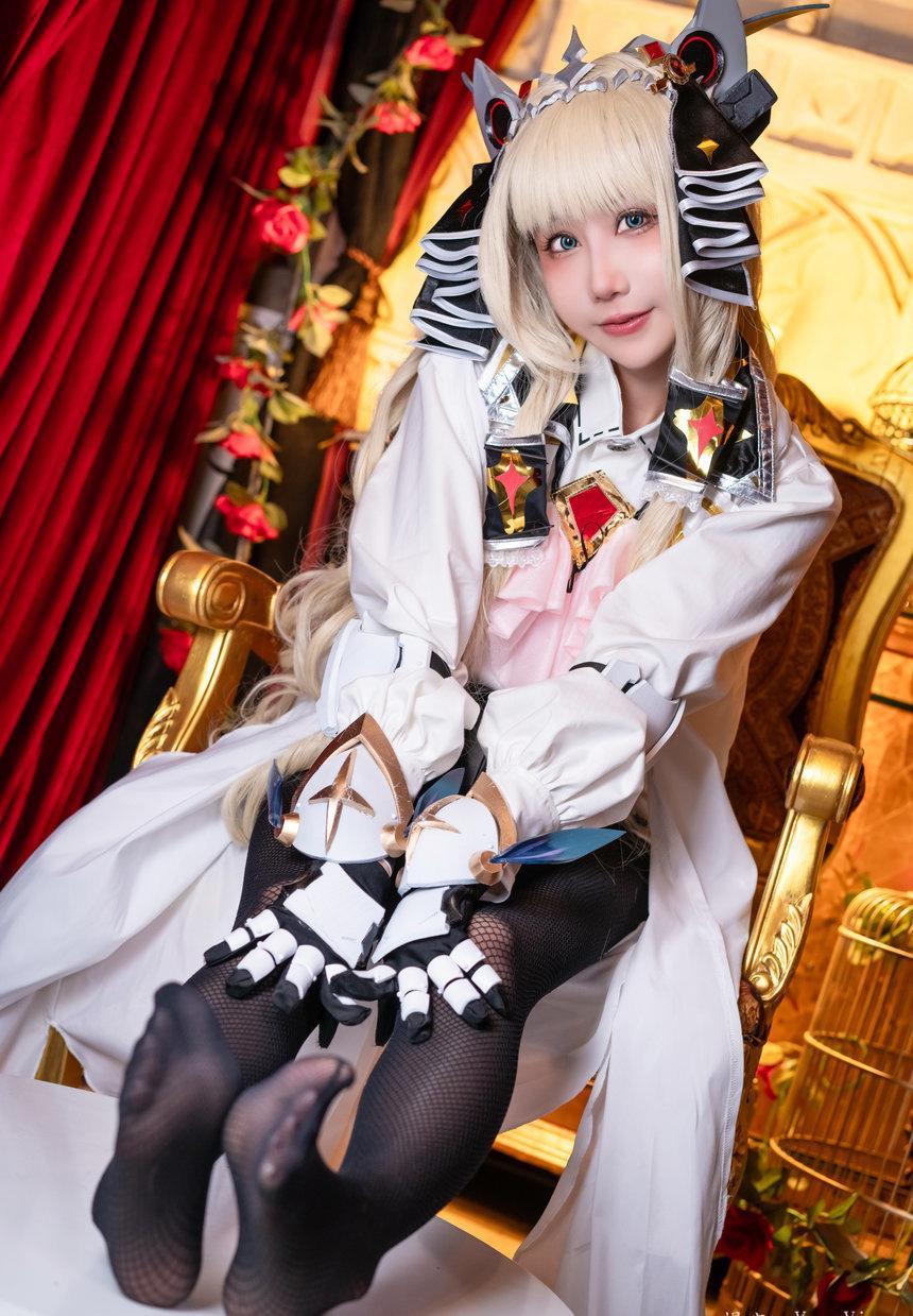 楊衣Yangyi - NO.001 Crown [33P-177MB]