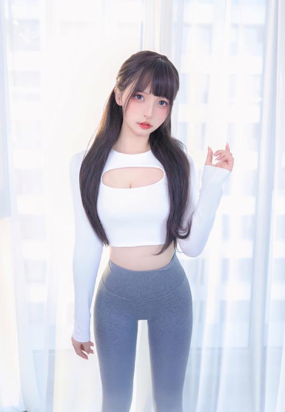 神楽坂真冬 – NO.90 瑜伽少女[75P/207MB]