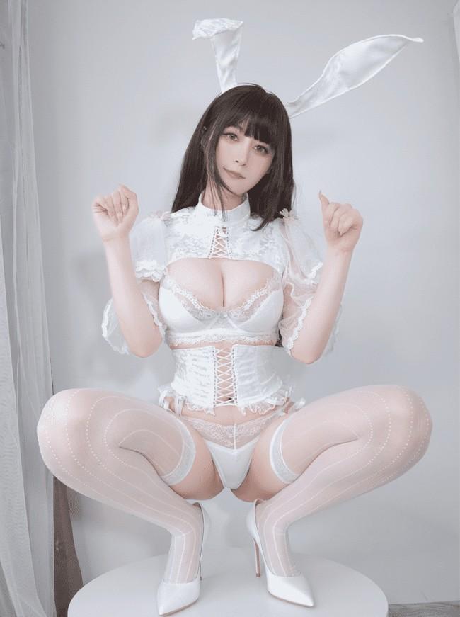 白银81 – NO.093 22年01月会员合集(共17期)[381P10V/1.34GB]
