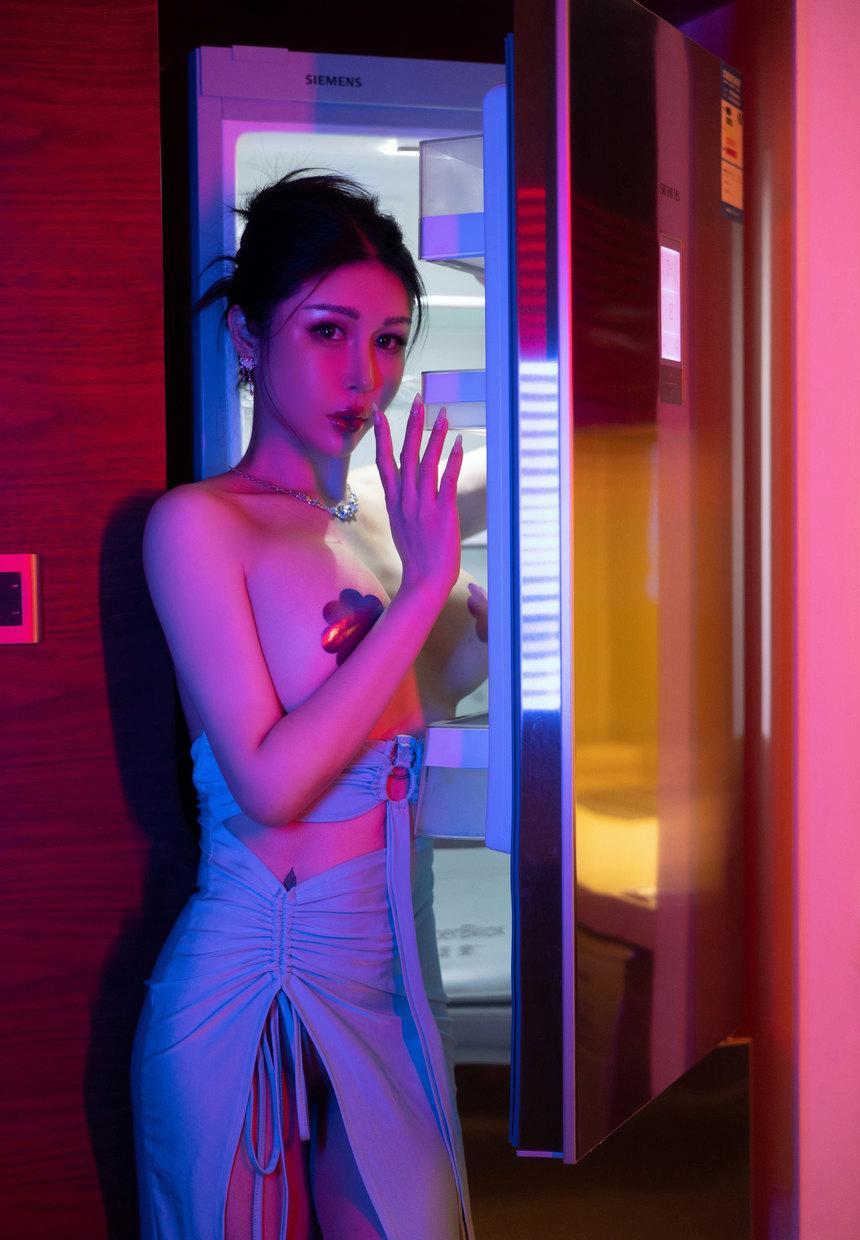 [XiuRen秀人网] 2023.09.27 No.7446 田冰冰 [82+1P]