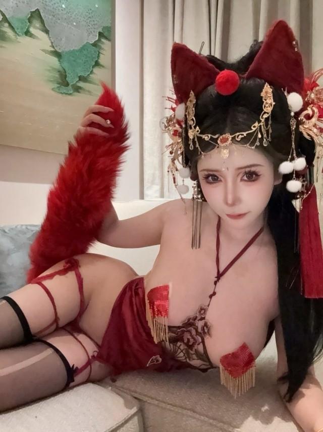 抱走莫子AA NO.65 红色小尾巴[125P25V-2.6GB]
